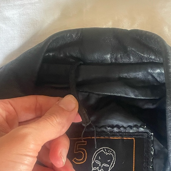 5 HEADS Black Leather Cropped Jacket - Picture 3 of 16